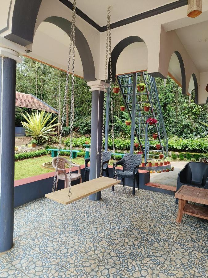 Bluebell Homestay Chikmagalur Bagian luar foto